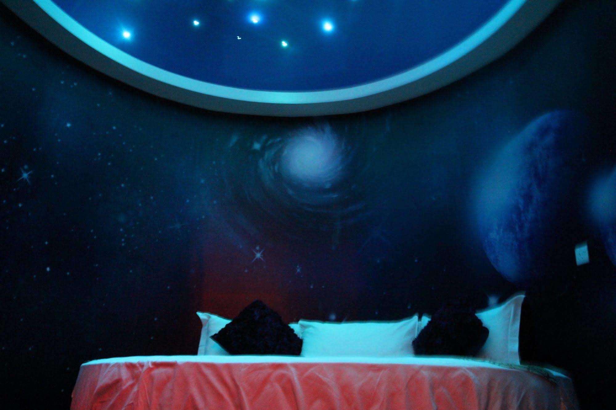 Love Inn Boutique Hotel Kuala Lumpur Kültér fotó